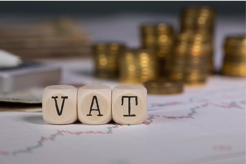 Faktoring odwrotny a split payment